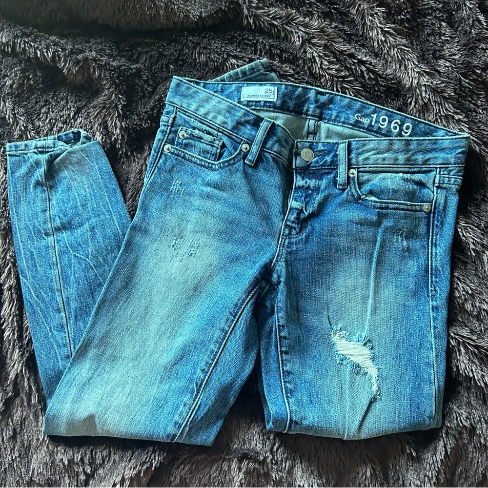 GAP Always Skinny Ripped Jeans Size 25
